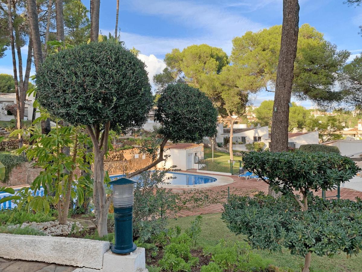 Bungalow With Large Terrace In A Quiet Park - Beach Nearby Sitio de Calahonda エクステリア 写真